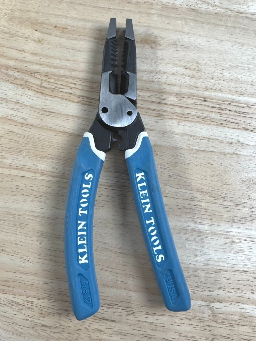 Klein Tools K12065CR Wire Stripper Crimper USA MC-119